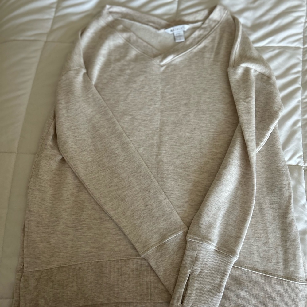 Athleta Women's Cream V-Neck Sweater